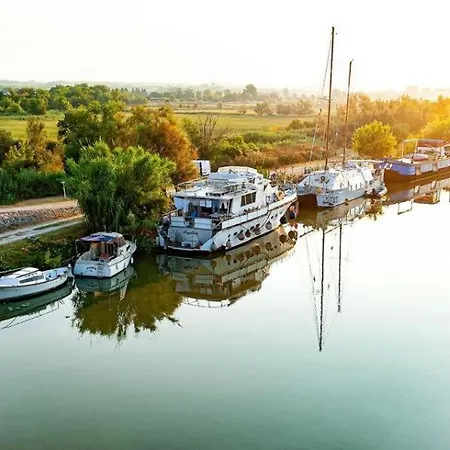 Botel Sejour Unique Sur Un Bateau 